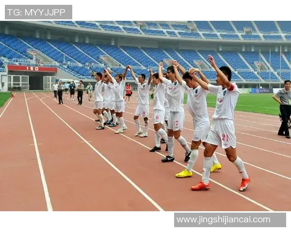 科学足球训练新视野：提升速度的有效方法与技巧探讨